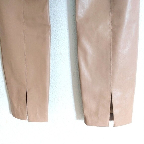 💫SALE💫Zara Taupe Tan Faux Leather Leggings size. Medium - Picture 9 of 9